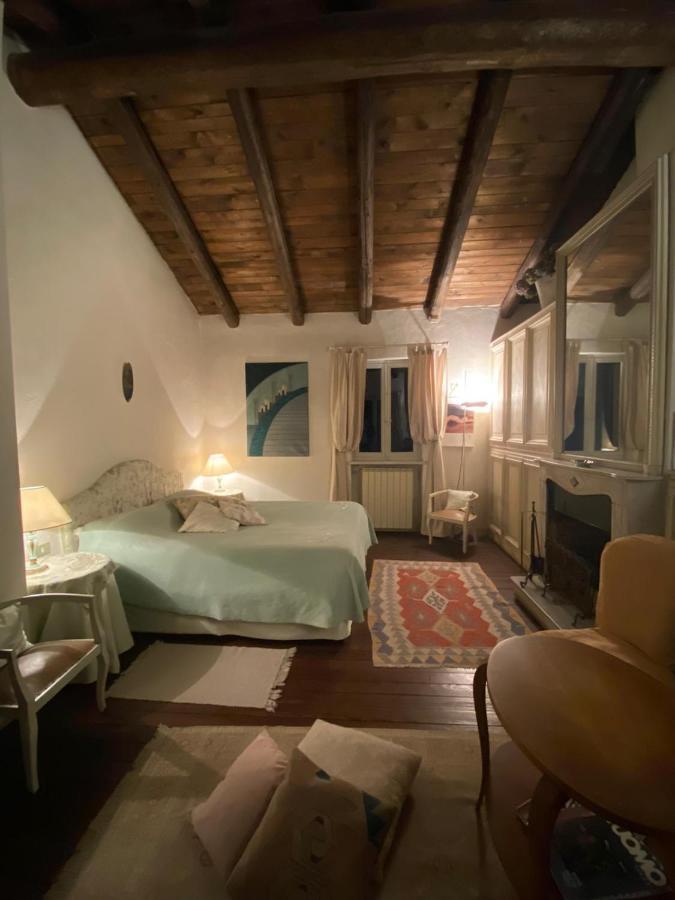 Antica Cascina Del Medico Hotel Muzzano Buitenkant foto