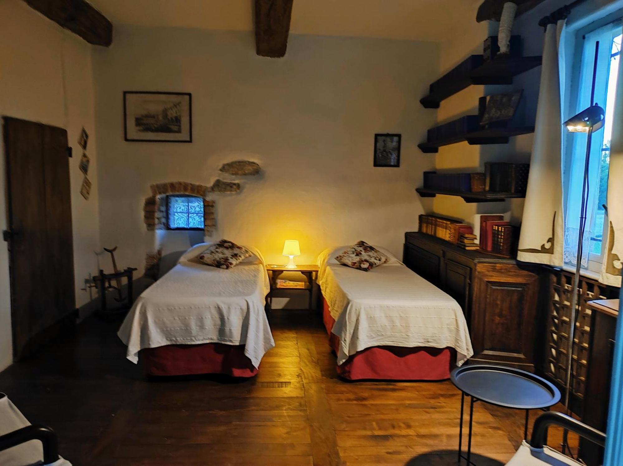 Antica Cascina Del Medico Hotel Muzzano Buitenkant foto