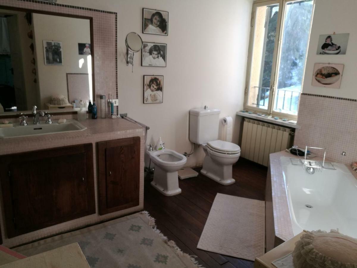 Antica Cascina Del Medico Hotel Muzzano Buitenkant foto