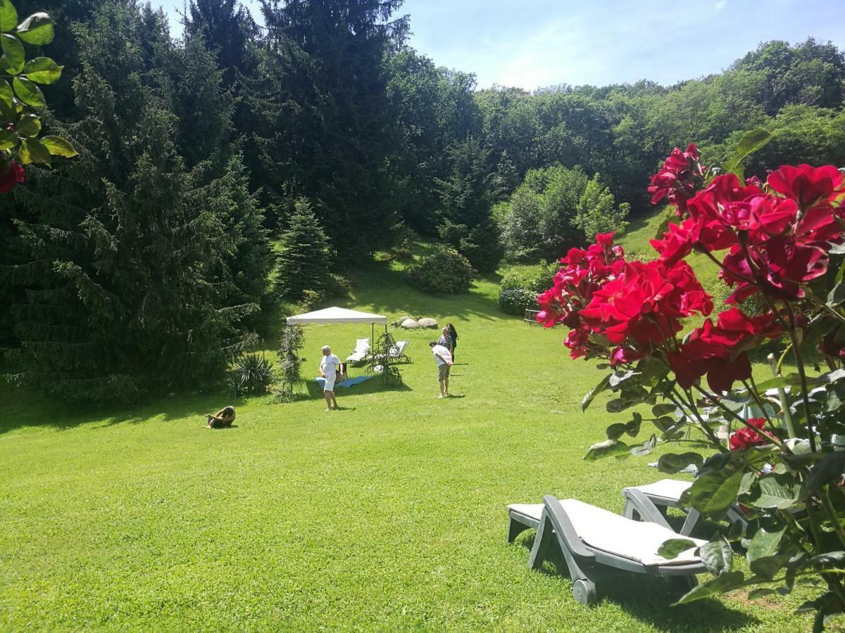 Antica Cascina Del Medico Hotel Muzzano Buitenkant foto